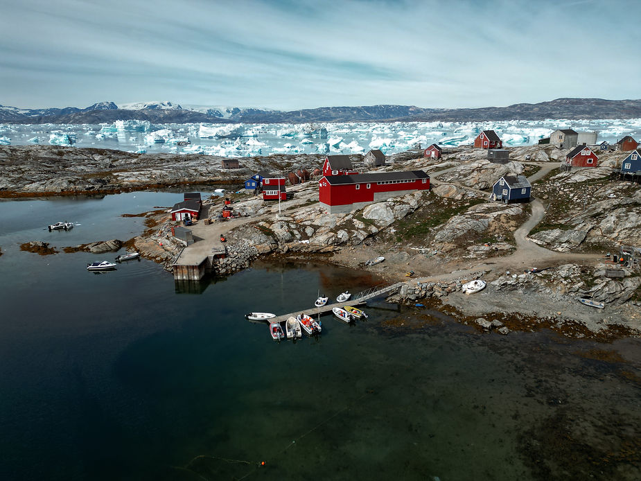 iceland wedding photographer finds where to get married in greenland.