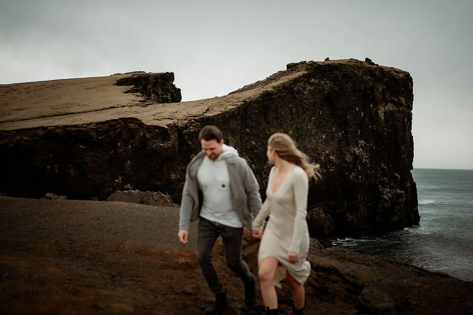 ENGAGEMENT PHOTO SHOOT in REYKJANES PENINSULA