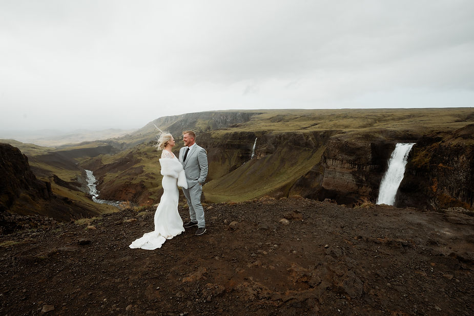 Bride and groom get married during their iceland elopement adventure.